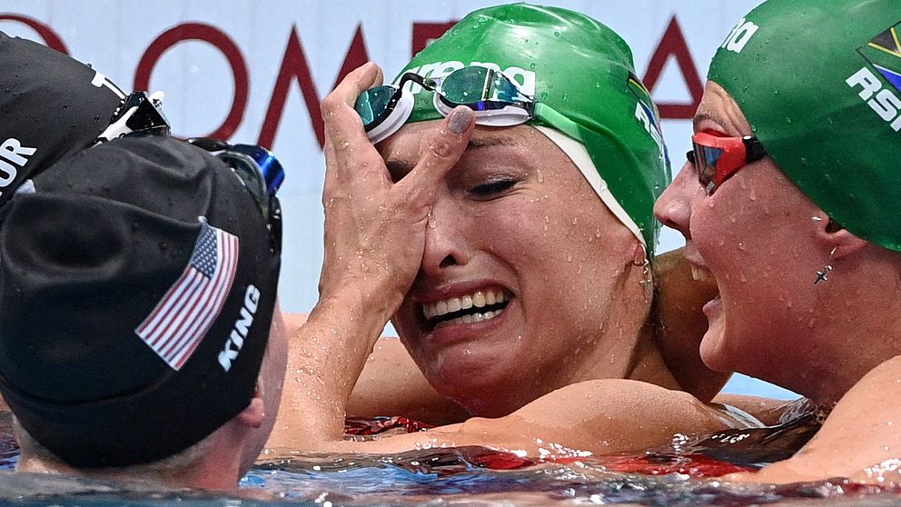 Tatjana Schoenmaker blev överlycklig efter sitt OS-guld och världsrekord.