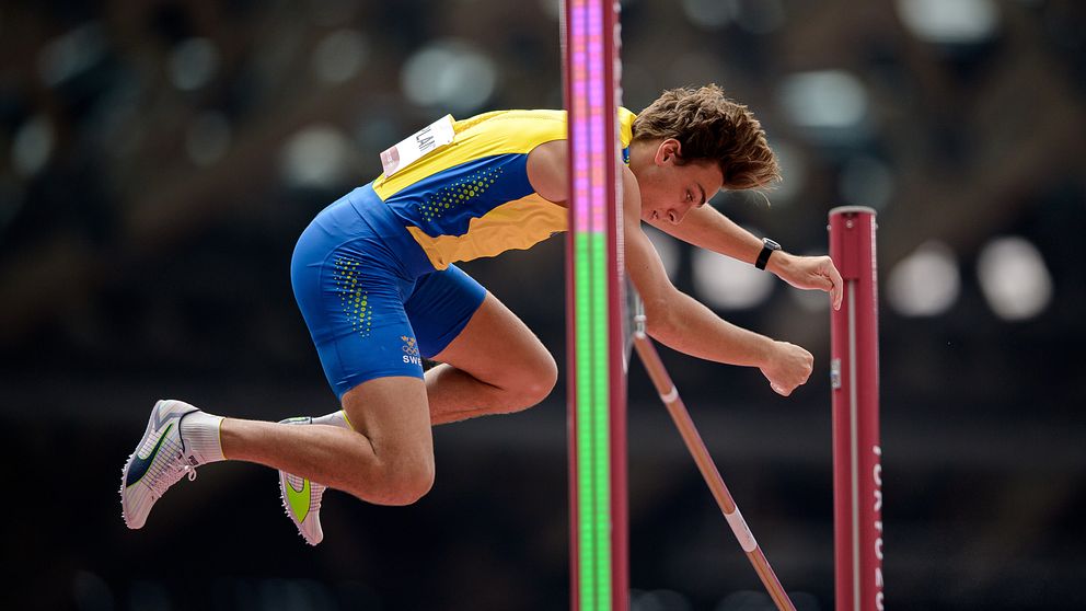 Armand Duplantis kvalar i sitt första OS.