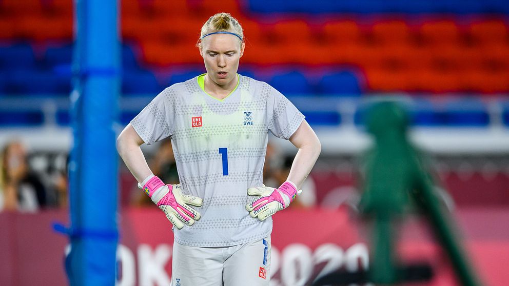 Hedvig Lindahl räddade tre straffar, men det räckte inte.