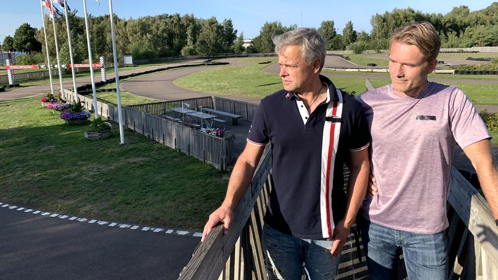 Peter Emmot och Mikael Malm är ägare av Östra strandens gokartbana. Trots beskedet om nedläggning hoppas de kunna fortsätta driva sina verksamhet.