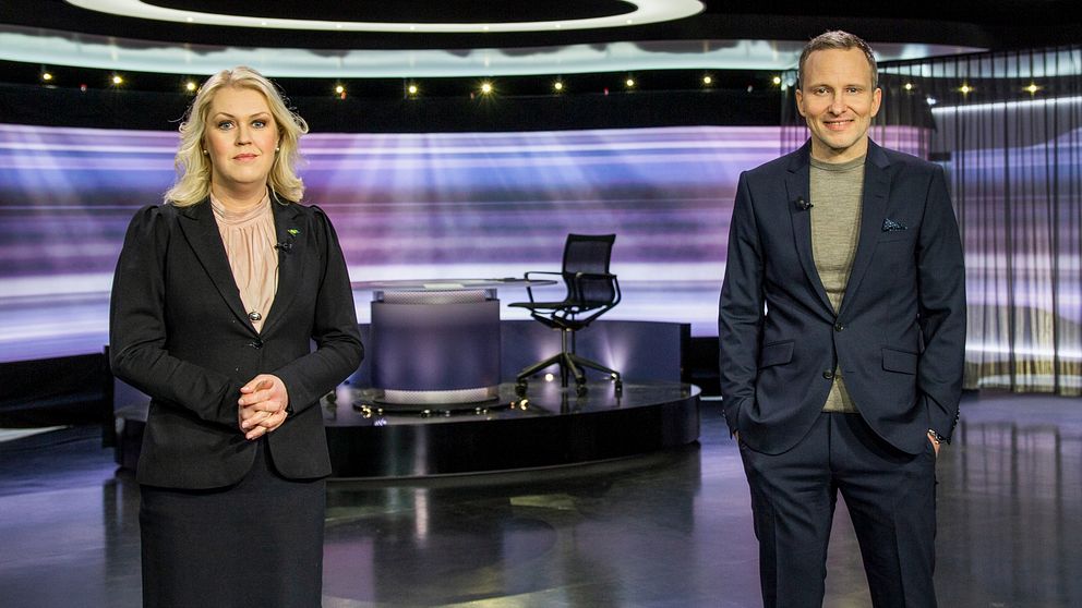 Lena Hallengren (S), socialminister är gäst hos Anders Holmberg, programledare för 30 minuter.