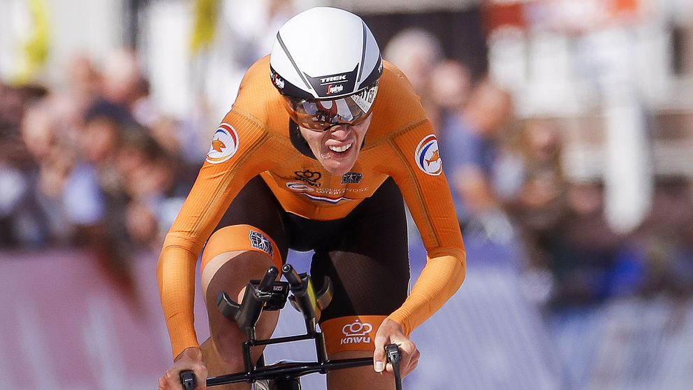 Nederländska stjärnan Ellen Van Dijk får chansen att köra Tour de France nästa år.