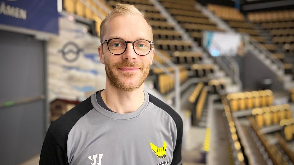 Måns Sjögren legimerad fysioterapeut och fysansvarig för Västerås IK.