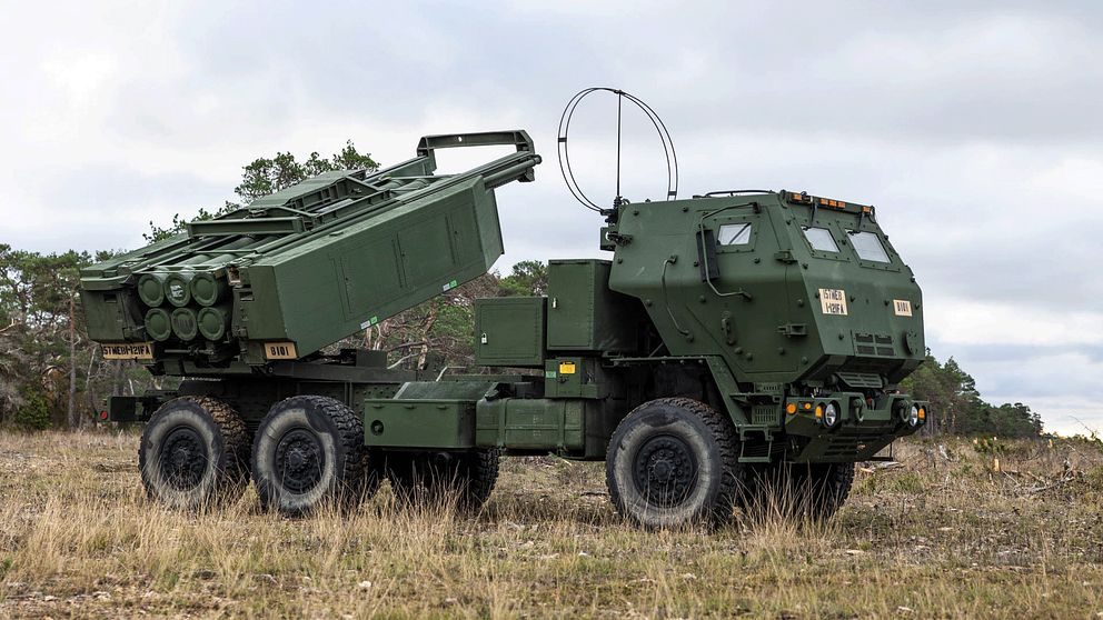 Det tog inte mer än några minuter att få av Himars-systemet från flygplanet och gruppera det, uppger Försvarsmakten.