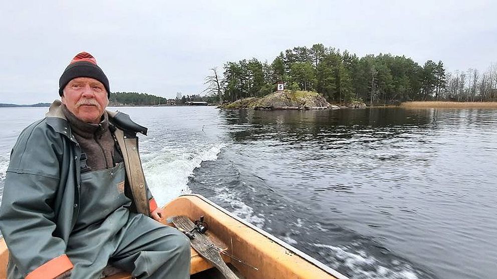 leo-har-fiskat-i-sommen-i-50-r-g-dda-och-abborre-har-kat-svt-nyheter