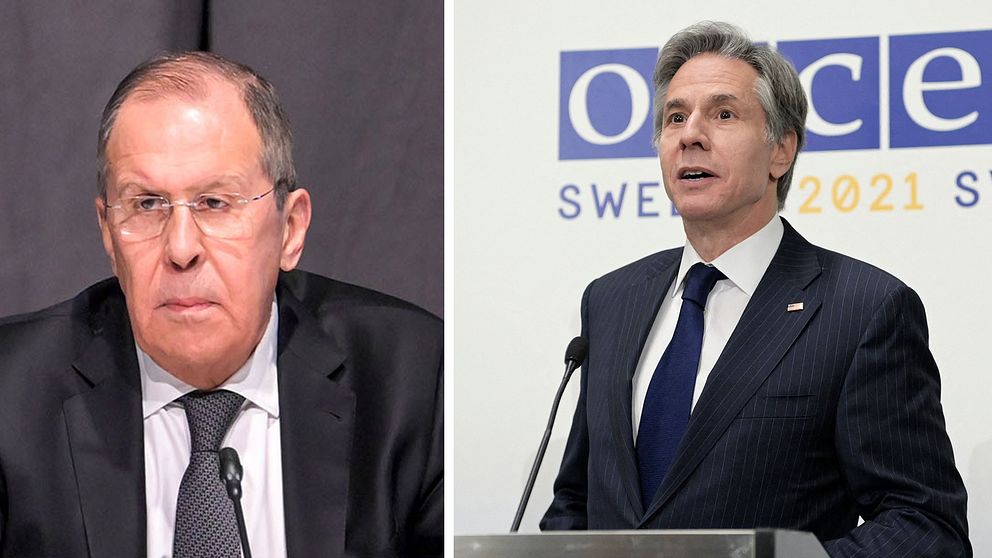 Rysslands utrikesminister Sergej Lavrov och USA:s utrikesminister Antony Blinken vid dagens möte under OSSE-konferensen utanför Stockholm.