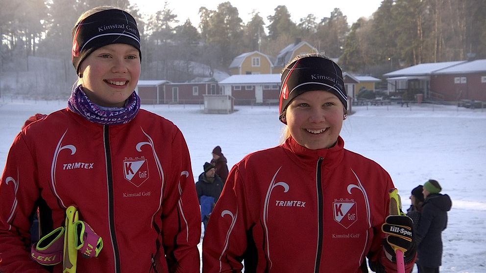 Emma Lindgren och Ester Ljungaeus.