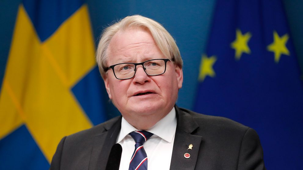 Försvarsminister Peter Hultqvist (S).