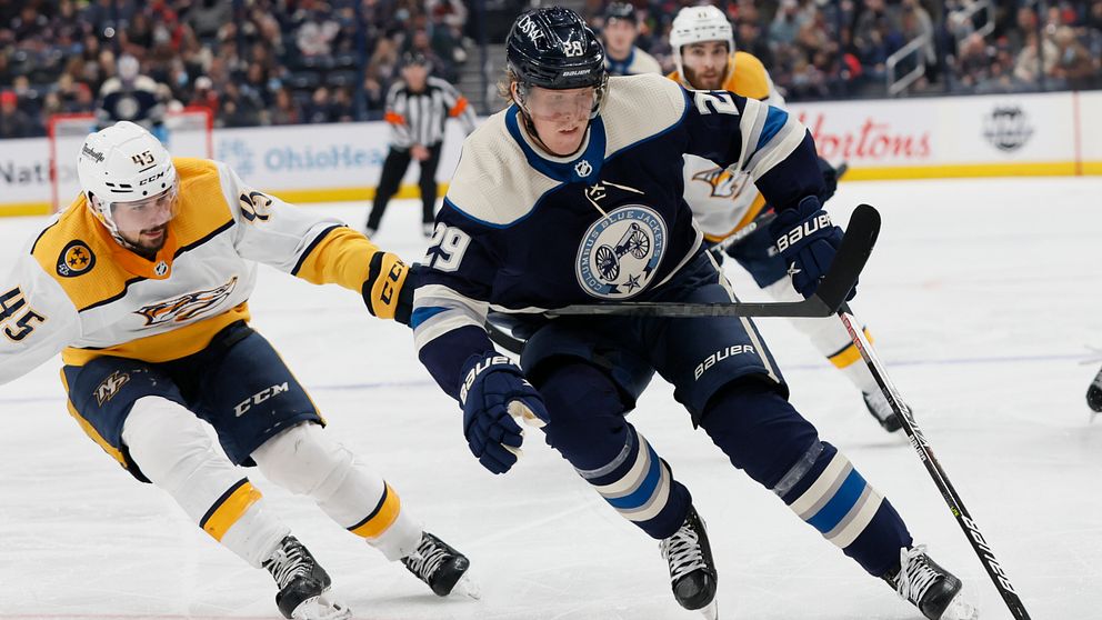 Patrik Laine gjorde comeback mot Predators.