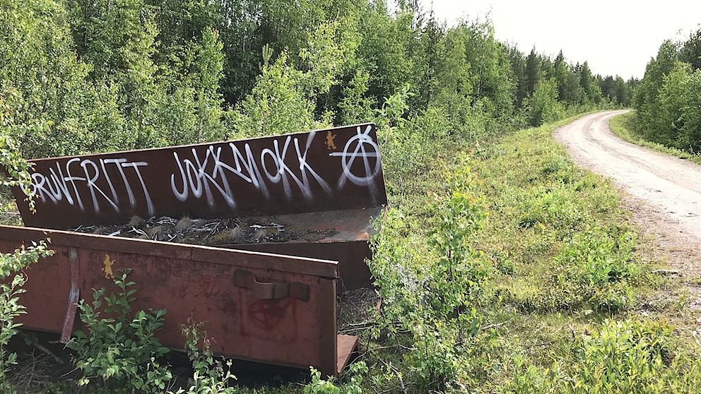 Protesterna fortsätter vara stora mot gruvplanerna i Gállok.