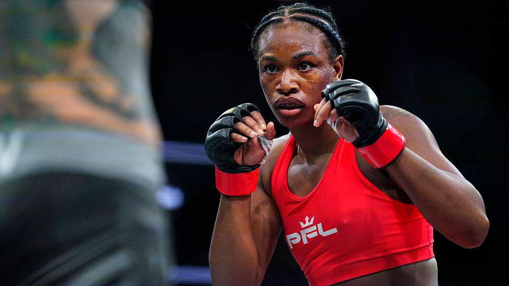 Claressa Shields, här under en MMA-match i organisationen PFL i juni 2021.