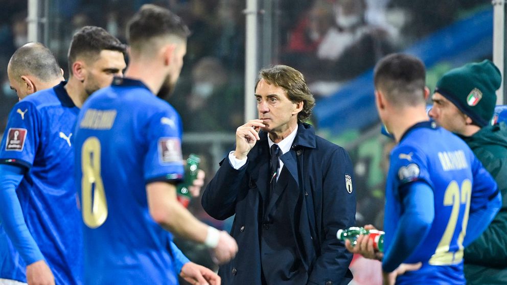 Roberto Mancini var väldigt besviken efter Italiens kvalförlust.