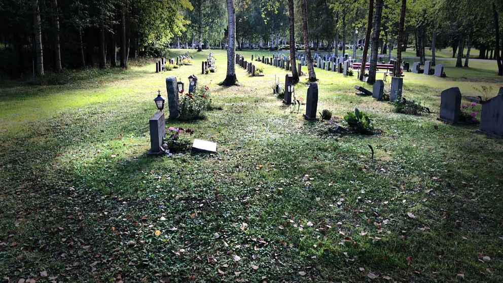 Kyrkogården på Örnäset.
