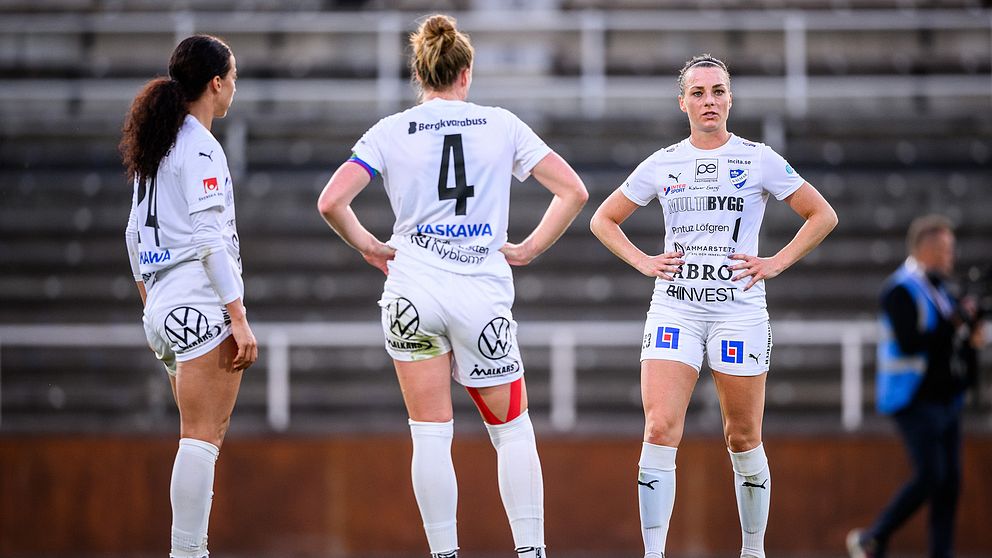 Kalmars Antoinette Jewel Williams, Paige Culver och Hallbera Gudny Gisladottir.