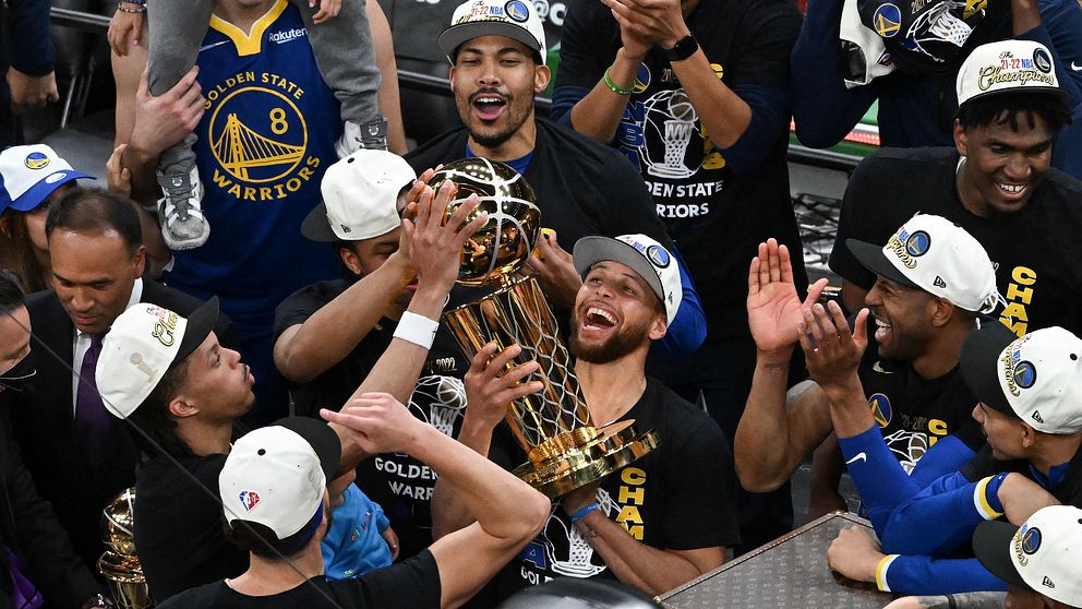 Golden State är NBA-mästare – stjärnan i tårar