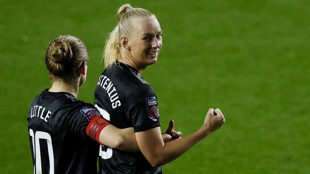 Stina Blackstenius blev segerskytt för Arsenal borta mot Reading.