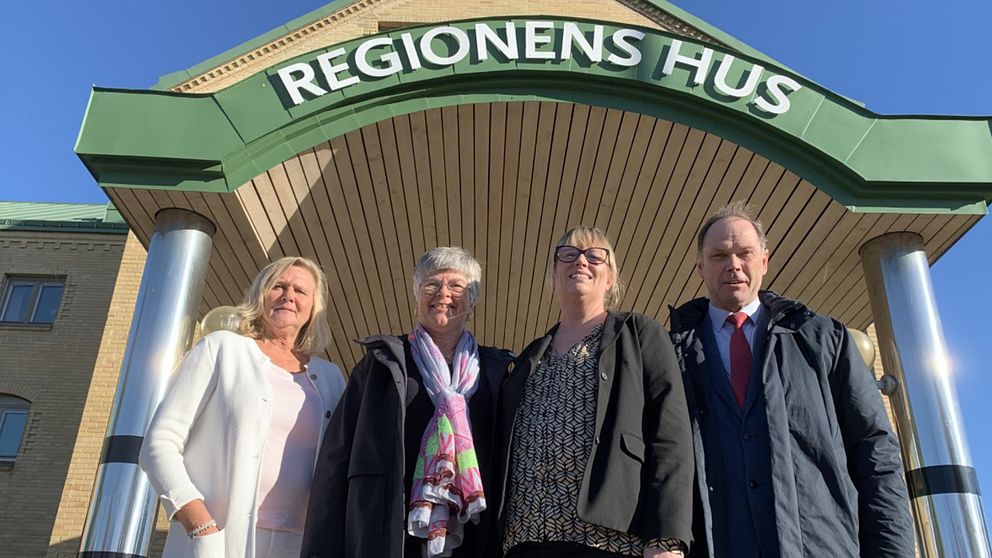 Alliansen i Region Halland. Från vänster:  Ann Molander (L), Helene Andersson (C), Mikaela Waltersson (M)  och Lars Gustafsson (KD).