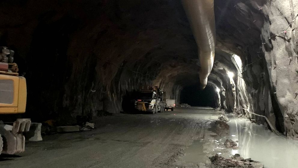 Bygget av Varbergstunneln. bild inifrån tunneln.