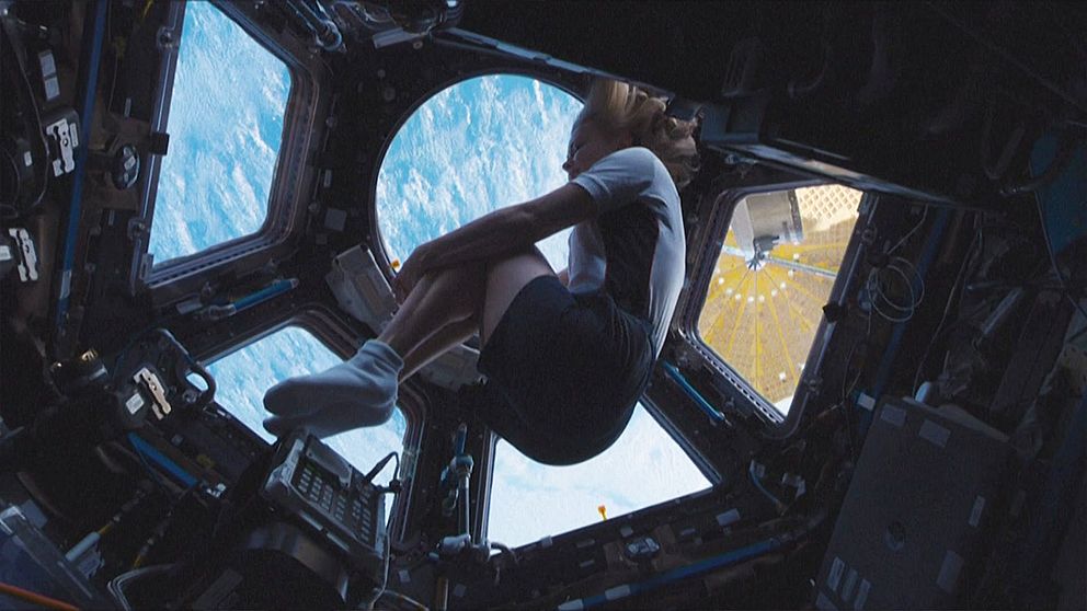 Ryssland har satsat stort på att vinna slaget mot Hollywood om att göra den första långfilmen inspelad i rymden. Nu har de vunnit.