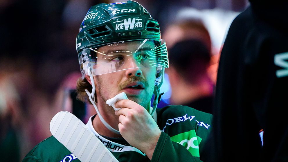 Robin Press byter klubb i ryska KHL