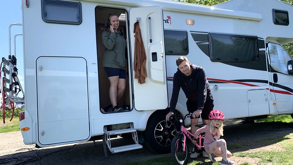 Familjen Jaconelli från Alingsås campar med husbil för första gången den här sommaren.