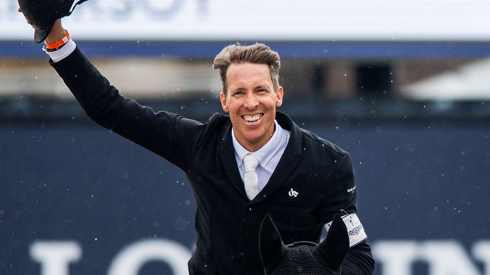 Henrik von Eckermann segrare i GP-hoppningen på Stockholms Stadion