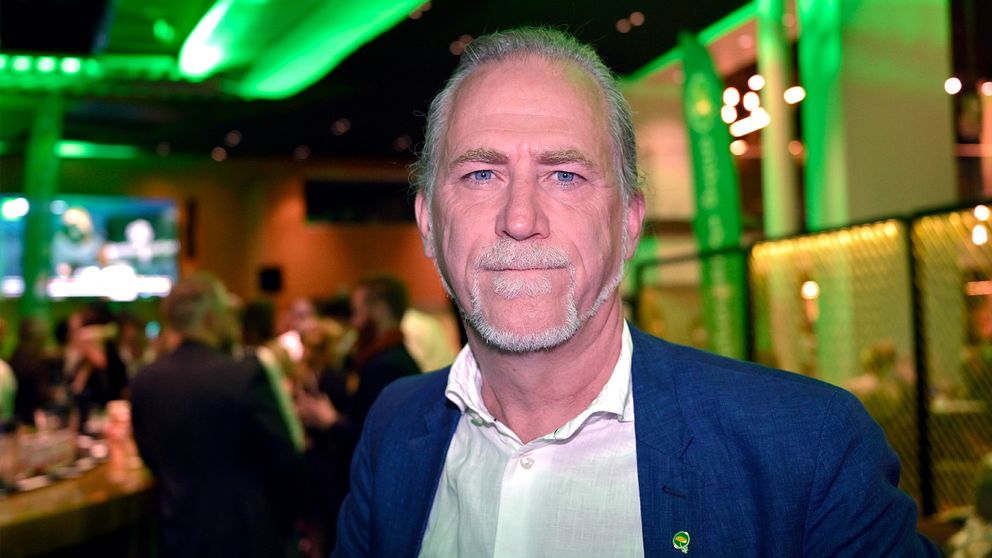 Daniel Helldén på Miljöpartiets valvaka 2022.