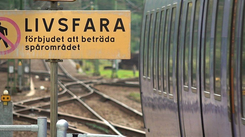 Spring på tågspåren är livsfarligt och orsakar stora problem i Skåne.