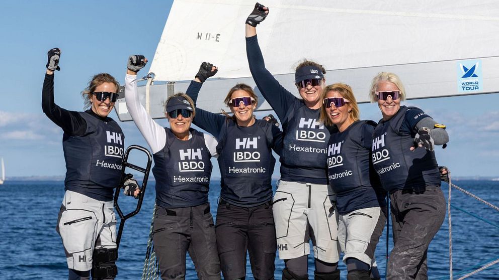 Anna Östling, Anna Holmdal, Jenny Axhede, Linnea Wennegren, Marie Grusmark och Annika Carlunger är världsmästare i matchracing.