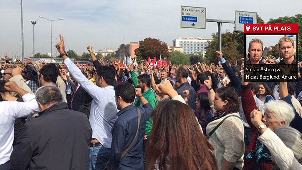 Många tusen demonstranter i Ankara protesterar mot våldet. Ilskan vänds mot president Erdogan.