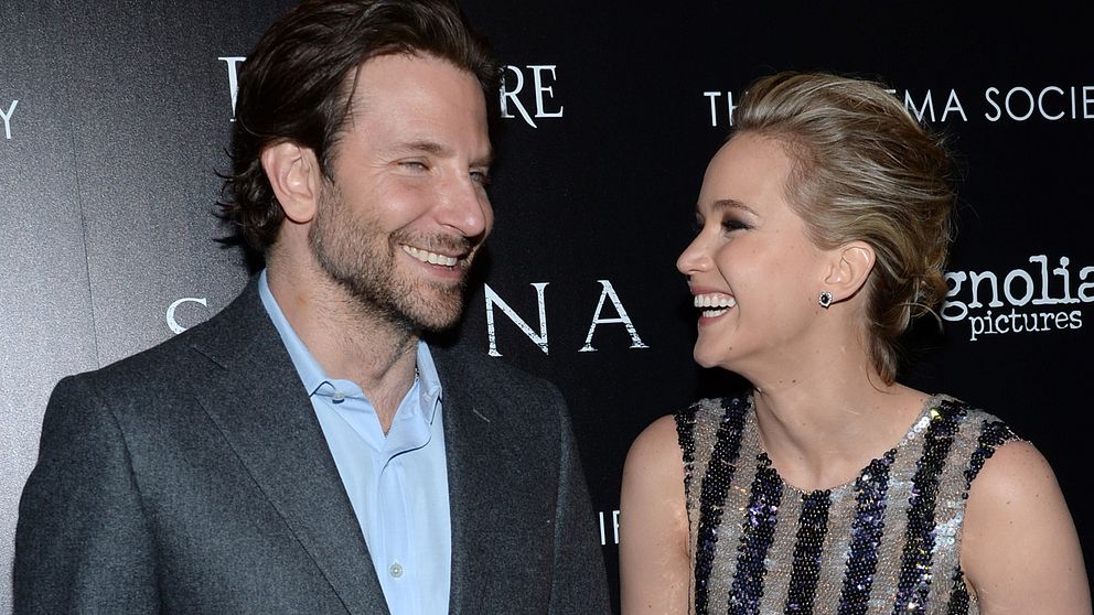 Bradley Cooper och Jennifer Lawrence vill ha lika lön för lika arbete.
