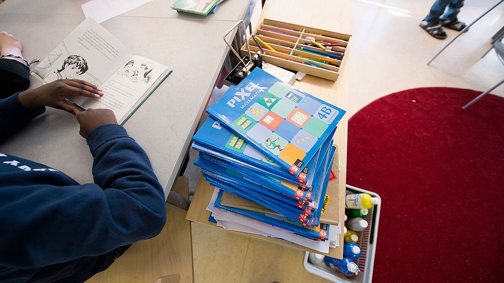 Många skolor jobbar redan frenetiskt med att ordna lokaler och lärare.
