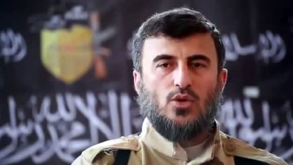 Rebelledaren Zahran Alloush uppges ha dödat i ett ryskt flyganfall i Syrien.