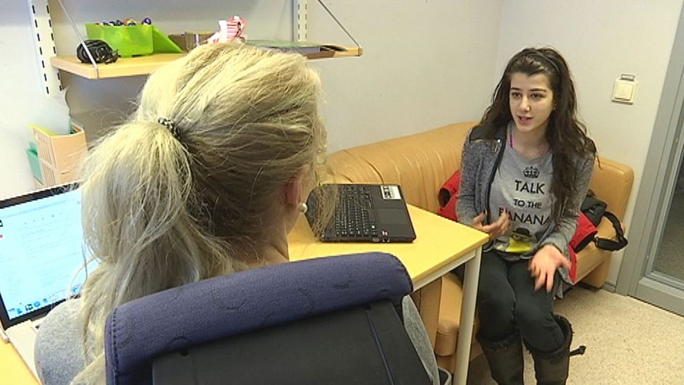 Studenten Kristin Gerges på förmedlingen av akutboenden på Örebro Universitet.