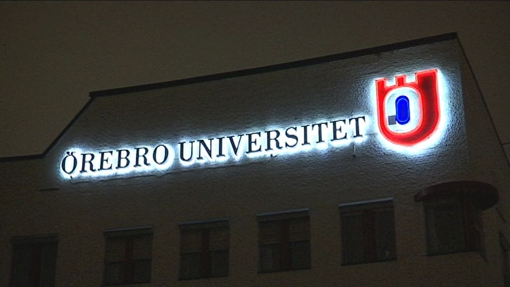 Skylt Örebro Universitet