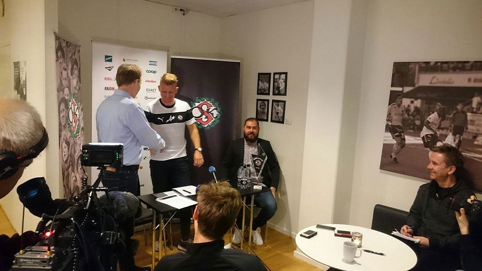 Michael Almebäck, ÖSK, fotboll, presskonferens, sport