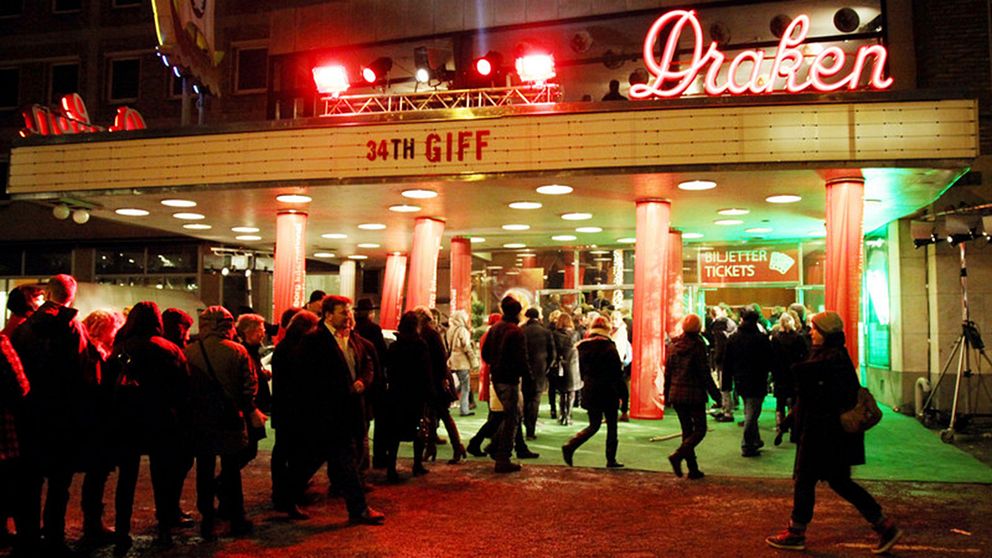 Publik anländer till den 34:e upplagan av Göteborgs internationella filmfestival.