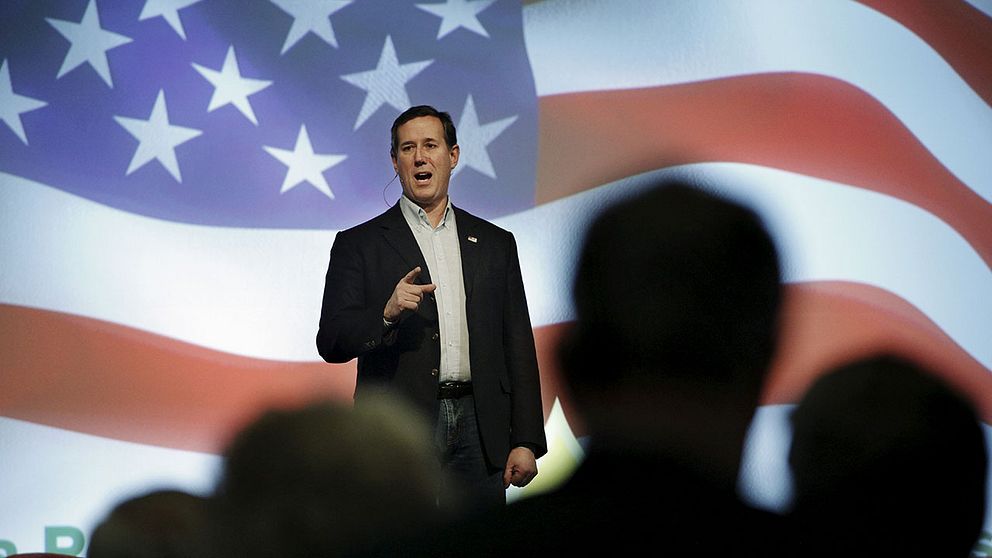 Nu ger även presidentaspiranten Rick Santorum upp försöken att bli Republikanernas kandidat till Vita huset.