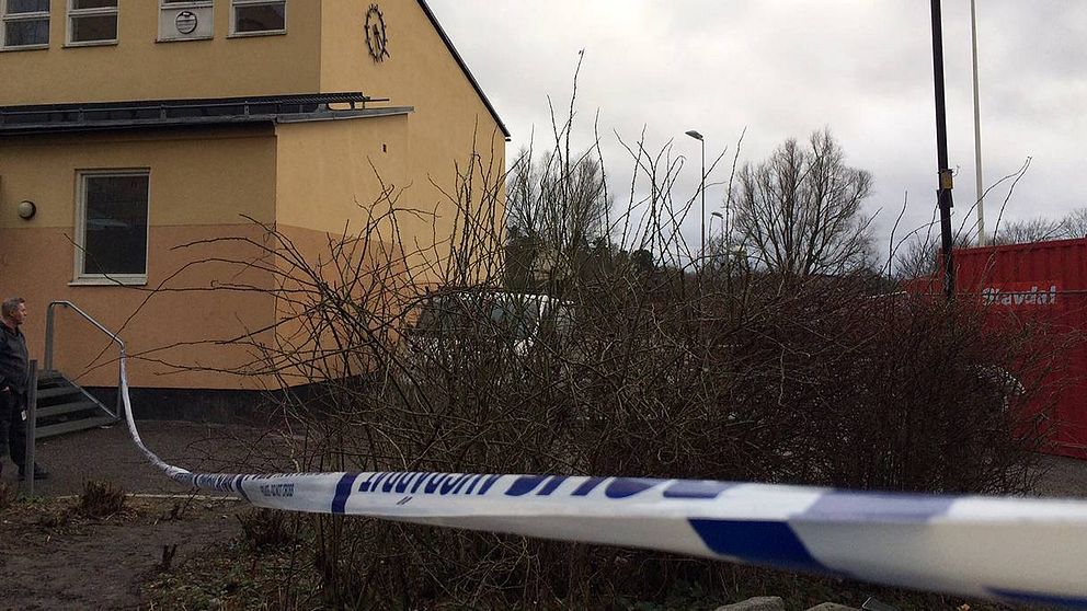 Knivattack på en högstadieskola i Sollentuna.