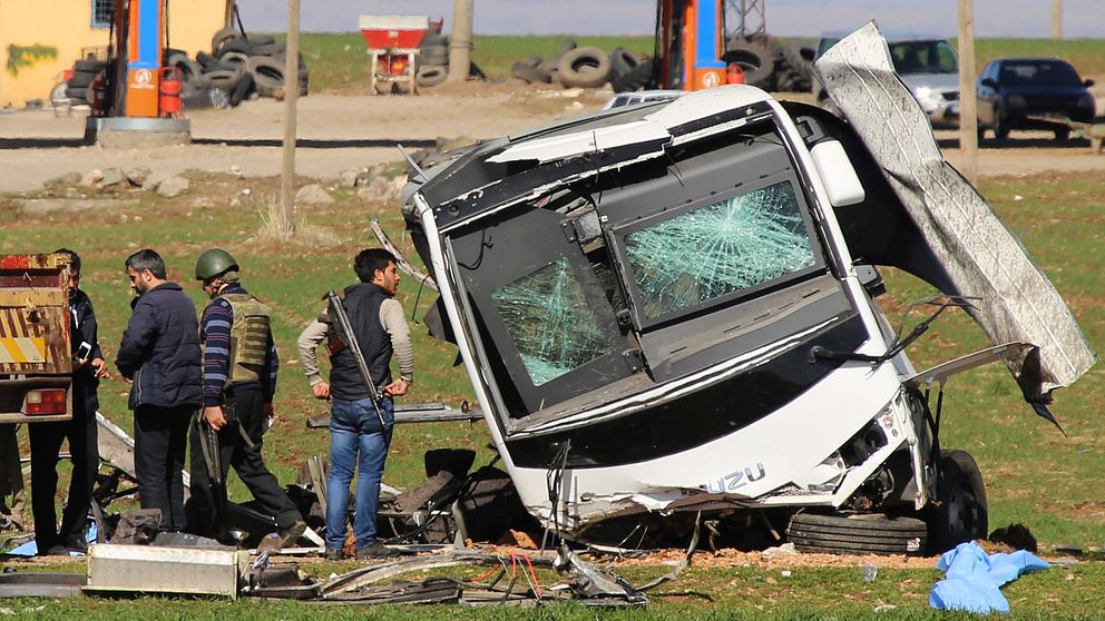 Bombattentatet ägde rum på en väg som går mellar städerna Diyarbakir och Bingöl.