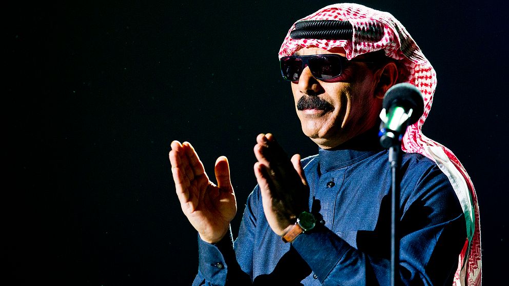 Omar Souleyman under sin spelning på Nobels fredspriskonsert.