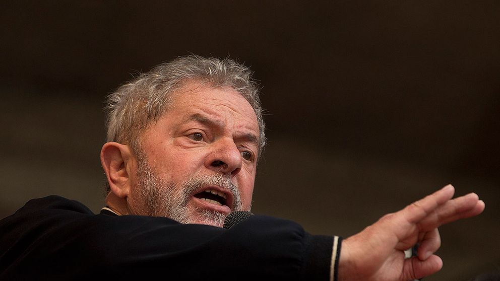 Luiz Inacio ”Lula” da Silva håller tal.