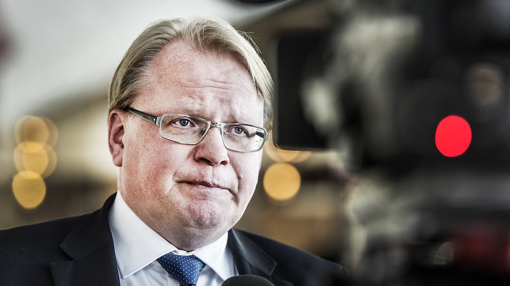 Försvarsminister Peter Hultqvist (S).