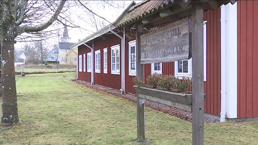 Rävemåla skola i Tingsryds kommun hotas av nedläggning.