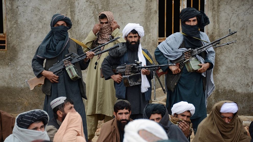 Talibaner vid ett möte 2015
