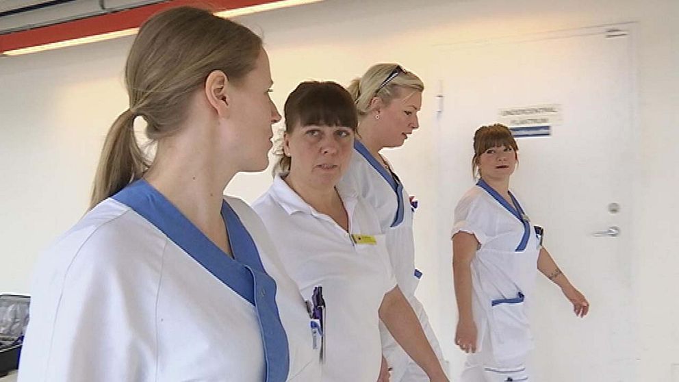 Fyra av 23 sjuksystrar på Nyköpings lasarett som anser att patientsäkerheten är hotad.
