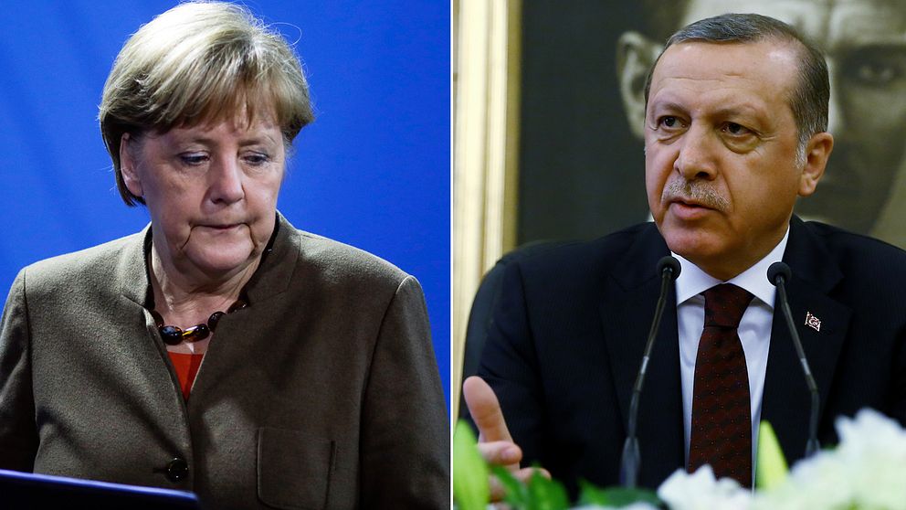 Tysklands förbundskansler Angela Merkel har nu blandats in i affären där tysk satir om Turkiet nu hamnat på regeringsnivå.