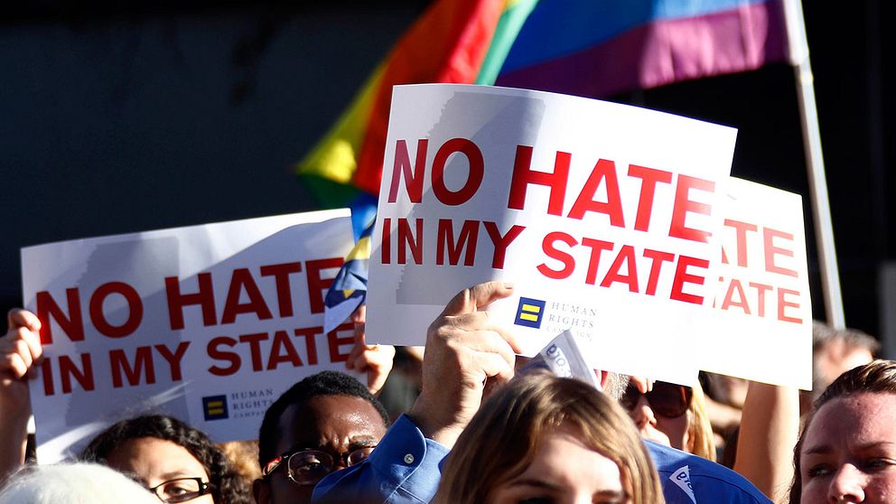 Protester mot den nya lagen i Mississippi.