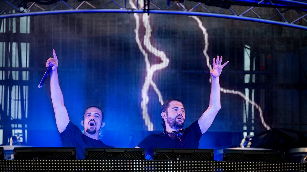 Dimitri Vegas & Like Mike spelade under Summerburst 2015.