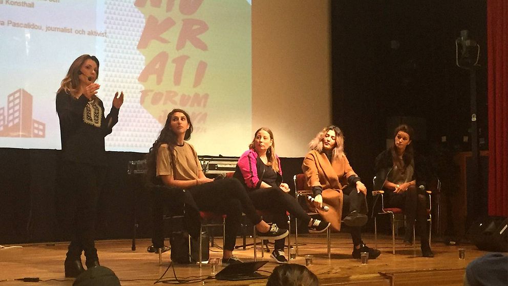paneldebatt, med bland andra Amela Mahovic, SVT